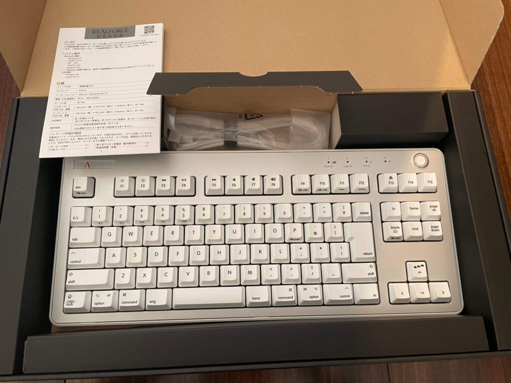 REALFORCE リアルフォース 東プレ R3 キーボード Mac用配列テンキーレス 内容物